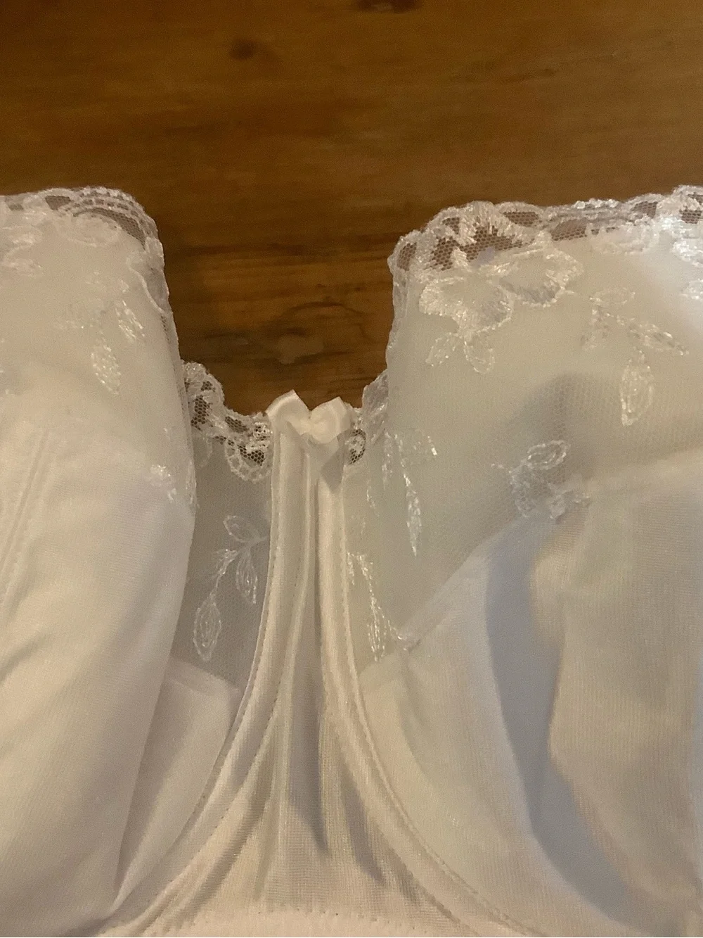 Glamorise White Strapless Lace-Trim Bustier Bra